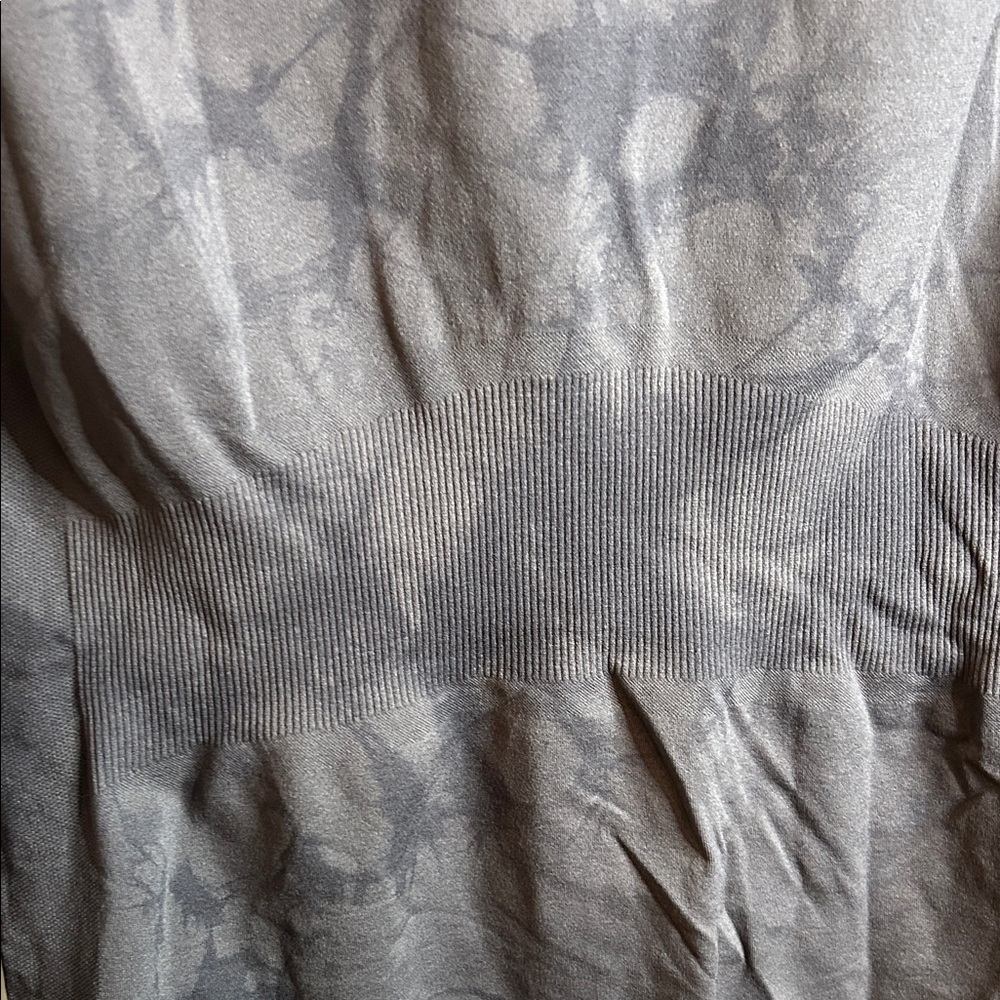 Zella Dark Gray Long Sleeve Tee Size M - Picture 8 of 10